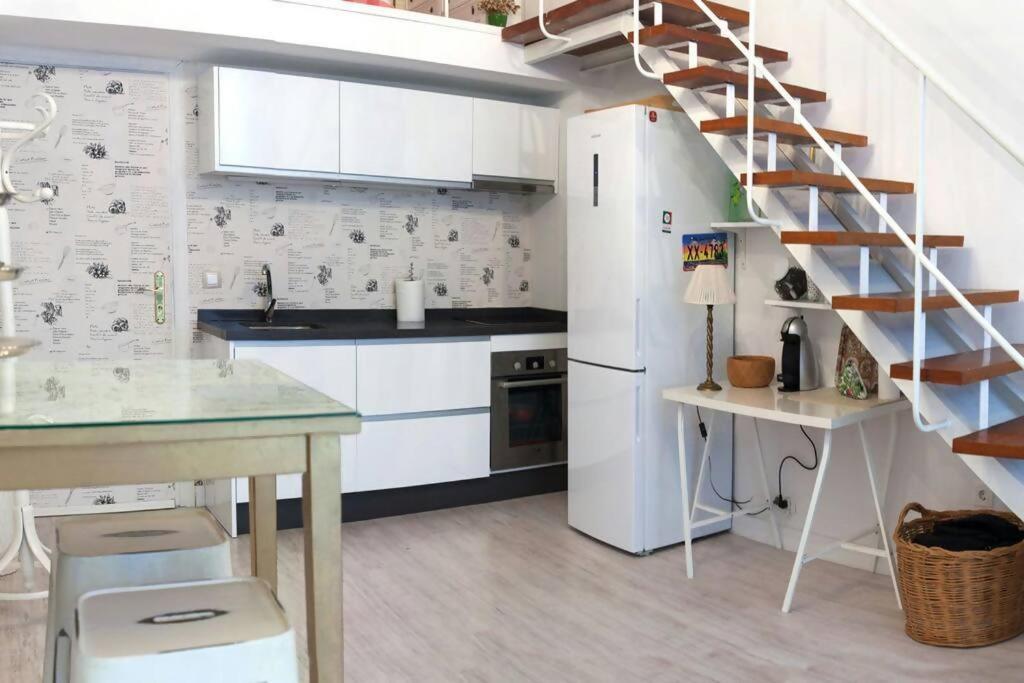 Appartamento Duplex Center Parking Netflix Amazon Video Siviglia Esterno foto