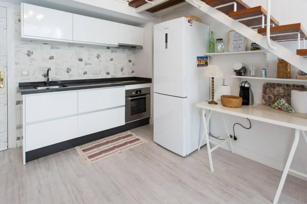 Appartamento Duplex Center Parking Netflix Amazon Video Siviglia Esterno foto