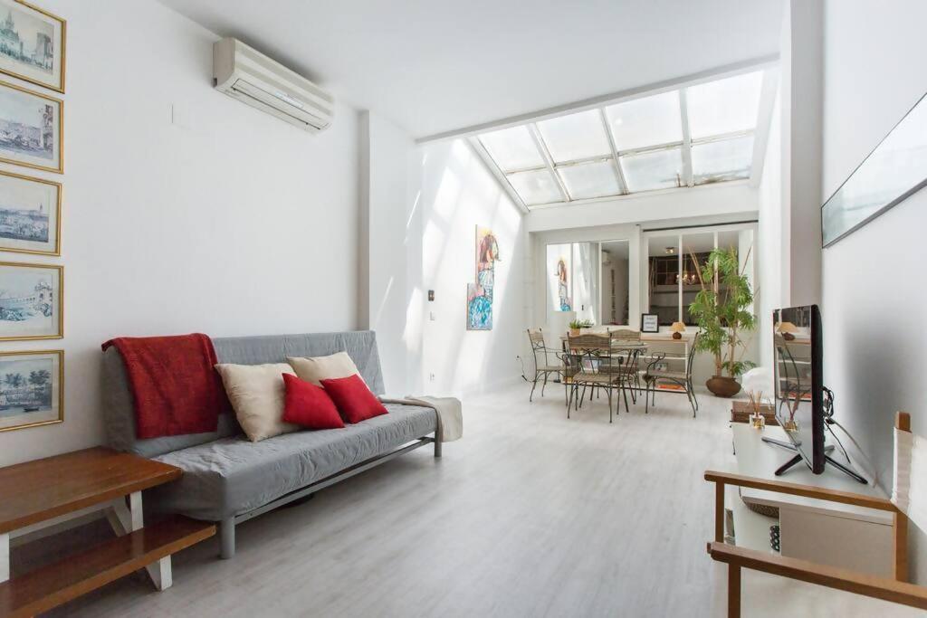 Appartamento Duplex Center Parking Netflix Amazon Video Siviglia Esterno foto