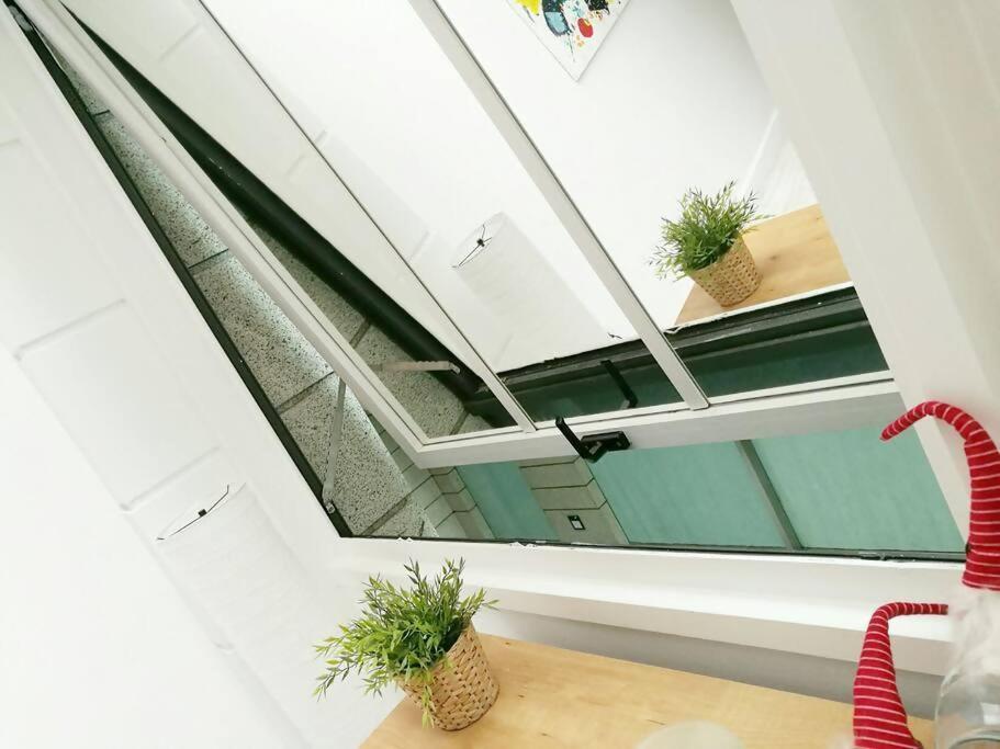 Appartamento Duplex Center Parking Netflix Amazon Video Siviglia Esterno foto